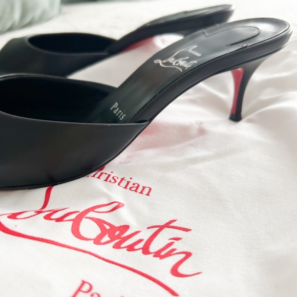 Christian Louboutin Dolly Me - Picture 3 of 5